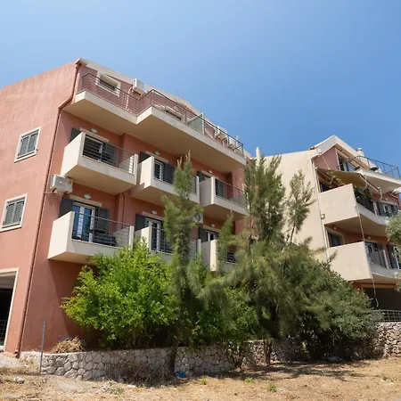 Ardavani 8 * Αργοστόλι